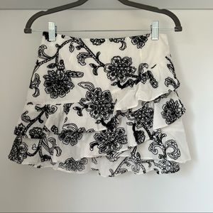 DO+BE Skirt